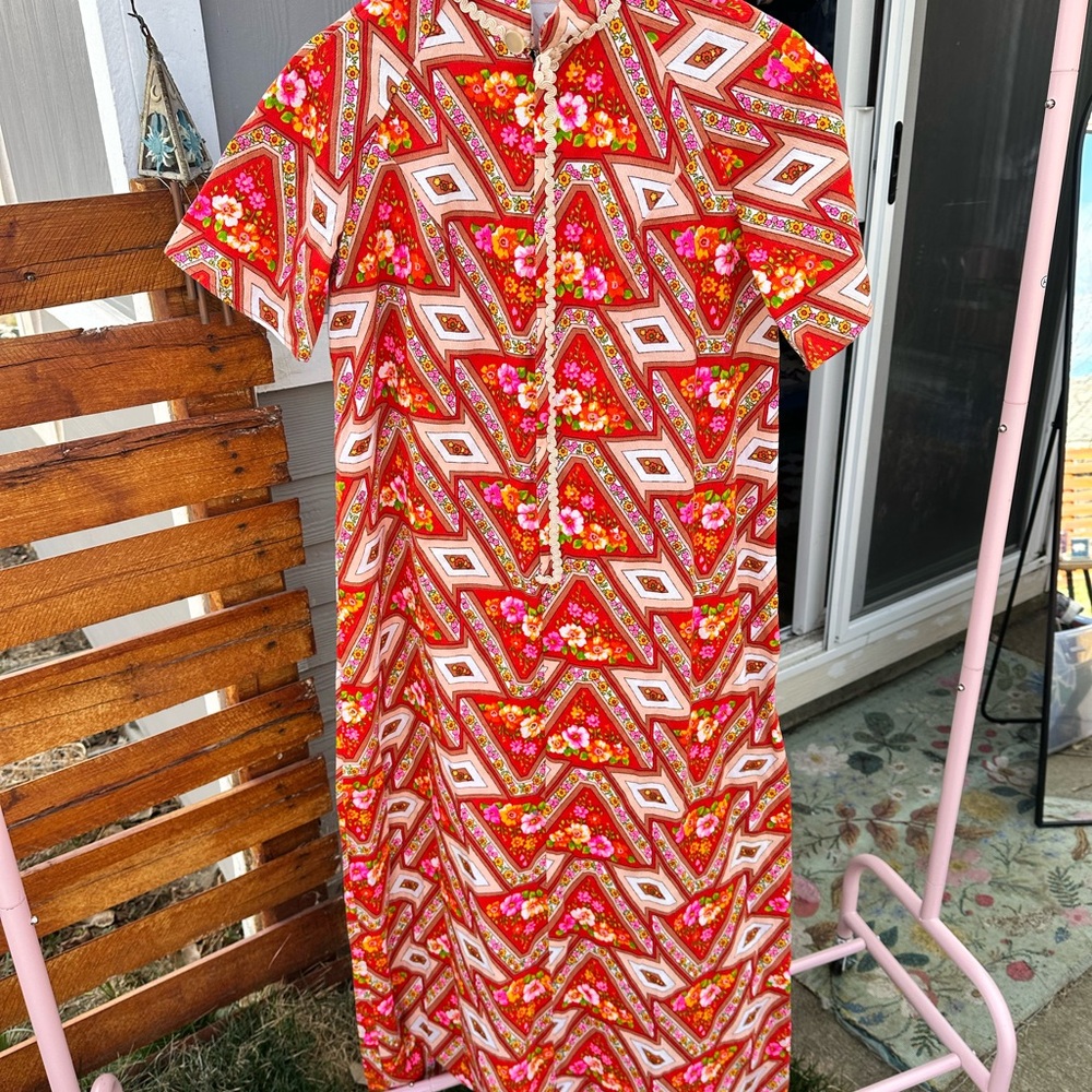 70s Vibrant Red Floral maxi Dress